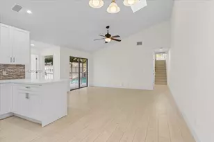 12680 Woodmill Dr, Palm Beach Gardens, FL 33418 - Photo 9