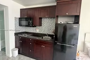 6484 Indian Creek Dr, Miami Beach, FL 33141 - Photo 3