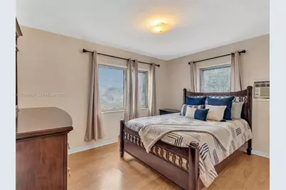 10 SW 72nd Ave, Miami, FL 33144 - Photo 19