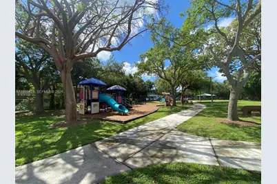 1855 NE 121st St #36, North Miami, FL 33181 - Photo 17