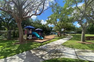 1855 NE 121st St, North Miami, FL 33181 - Photo 17