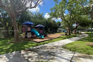 1855 NE 121st St, North Miami, FL 33181 - Photo 21