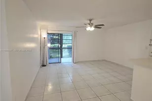823 NE 199th St, Miami, FL 33179 - Photo 19