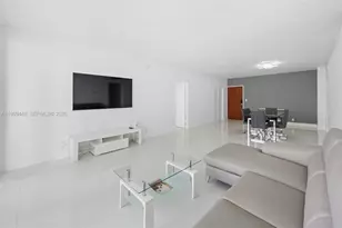 4001 S Ocean Dr, Hollywood, FL 33019 - Photo 3