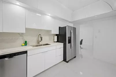 4001 S Ocean Dr #15B, Hollywood, FL 33019 - Photo 9