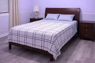 2420 SW 81st Ave, Davie, FL 33324 - Photo 5