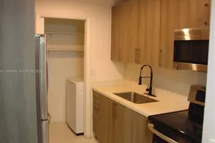 19025 NW 62nd Ave, Hialeah, FL 33015 - Photo 7