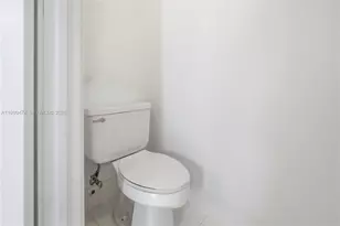 18427 NW 9th Ct, Pembroke Pines, FL 33029 - Photo 13