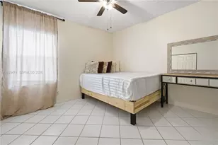 18427 NW 9th Ct, Pembroke Pines, FL 33029 - Photo 7