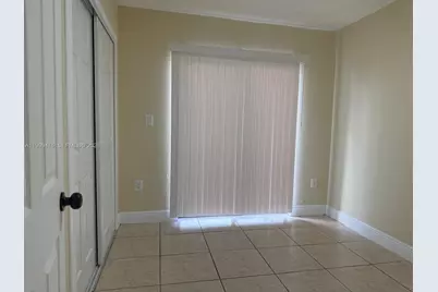 2310 W 60th St #9-G, Hialeah, FL 33016 - Photo 13