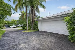 8400 SW 178th St, Palmetto Bay, FL 33157 - Photo 41