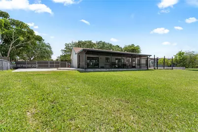 18462 SW 88th Pl, Cutler Bay, FL 33157 - Photo 33