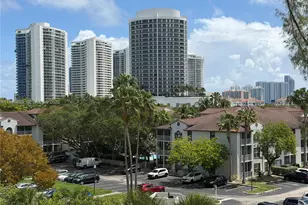 18151 NE 31st Ct, Aventura, FL 33160 - Photo 13