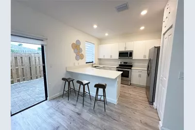 949 NE 211th St, Miami, FL 33179 - Photo 7