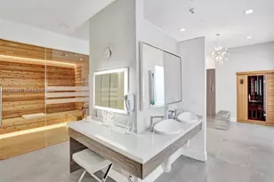 4775 Collins Ave, Miami Beach, FL 33140 - Photo 35