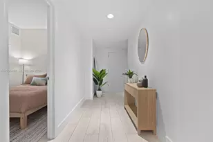 1010 Brickell Ave, Miami, FL 33131 - Photo 5