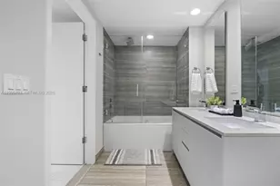 1010 Brickell Ave, Miami, FL 33131 - Photo 15