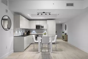 1010 Brickell Ave, Miami, FL 33131 - Photo 17