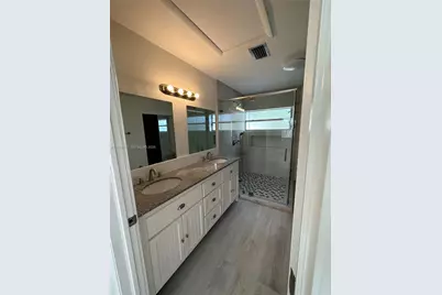 9841 Ridgecreek Rd, Boca Raton, FL 33496 - Photo 13