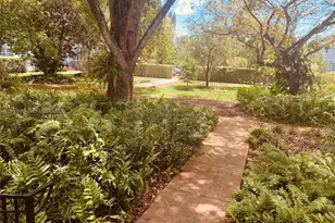 5605 SW 80th St, Miami, FL 33143 - Photo 3