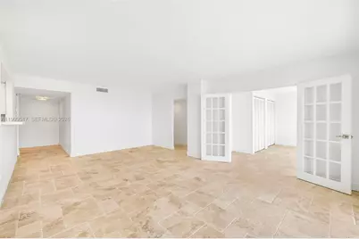 1420 Brickell Bay Dr #1401A, Miami, FL 33131 - Photo 7
