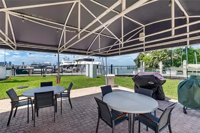 1413 Sunset Harbour Dr #209, Miami Beach, FL 33139 - Photo 35