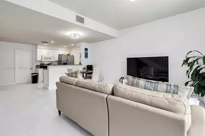 1492 Veracruz Ln #4-4, Weston, FL 33327 - Photo 15