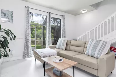 1492 Veracruz Ln #4-4, Weston, FL 33327 - Photo 13