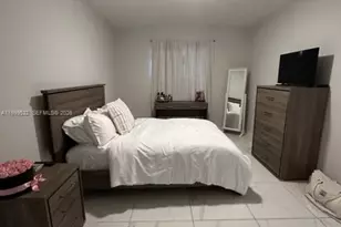 1751 NW 92nd Ave, Pembroke Pines, FL 33024 - Photo 11