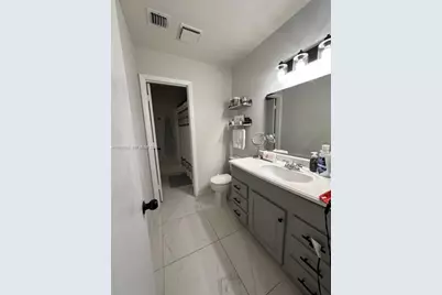 1751 NW 92nd Ave, Pembroke Pines, FL 33024 - Photo 13