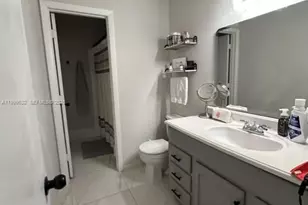 1751 NW 92nd Ave, Pembroke Pines, FL 33024 - Photo 13