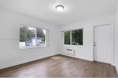 5549 NE Miami Ct #1, Miami, FL 33137 - Photo 7