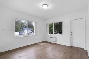 5549 NE Miami Ct, Miami, FL 33137 - Photo 7