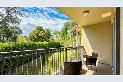 26 Royal Palm Way #201, Boca Raton, FL 33432 - Photo 1