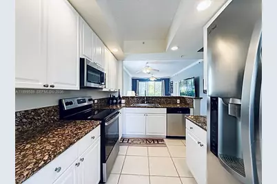 26 Royal Palm Way #201, Boca Raton, FL 33432 - Photo 11