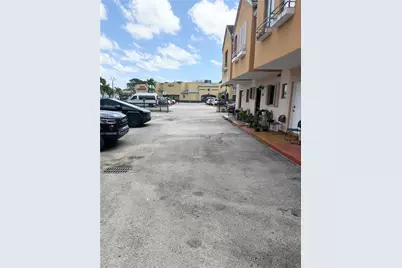 5888 W 25th Ct #5, Hialeah, FL 33016 - Photo 65