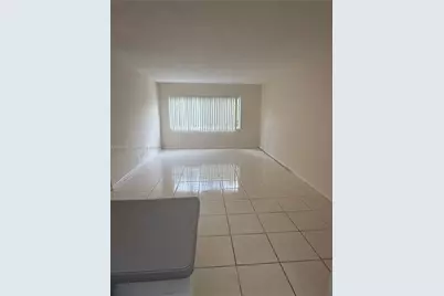 201 SE 6th Ave #7, Pompano Beach, FL 33060 - Photo 3