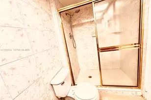 250 174th St, Sunny Isles Beach, FL 33160 - Photo 29