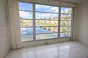 8901 Sunrise Lakes Blvd, Sunrise, FL 33322 - Photo 19