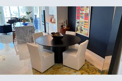 6301 Collins Ave #1207, Miami Beach, FL 33141 - Photo 9