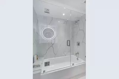 6301 Collins Ave #1207, Miami Beach, FL 33141 - Photo 23