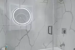 6301 Collins Ave, Miami Beach, FL 33141 - Photo 23