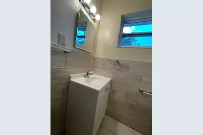 1850 N 27th Ave #A, Hollywood, FL 33020 - Photo 11