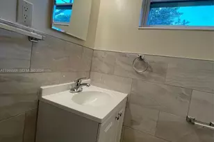 1850 N 27th Ave, Hollywood, FL 33020 - Photo 11