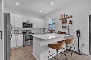 12982 SW 232nd Ln, Homestead, FL 33170 - Photo 3