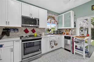 14531 SW 160th Ct, Miami, FL 33196 - Photo 15