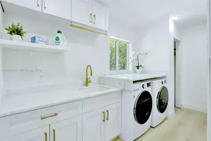 1050 SE 5th Ct, Pompano Beach, FL 33060 - Photo 39