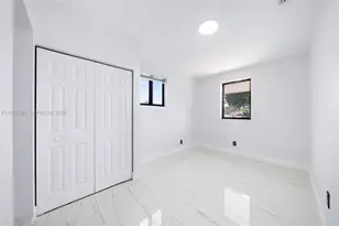 2401 SW 45th Ave, Fort Lauderdale, FL 33317 - Photo 11