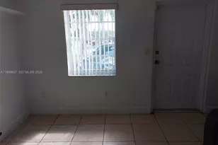 9841 SW 48th St, Miami, FL 33165 - Photo 15