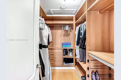 20780 NE 32nd Ave, Aventura, FL 33180 - Photo 31